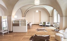 3 Epoques Apartments by Prague Residences